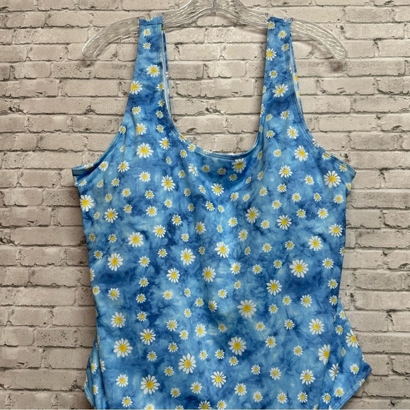 Women's Size 4XL Blue Floral Tie Dye One Piece Swimsuit - Picture 3 of 9